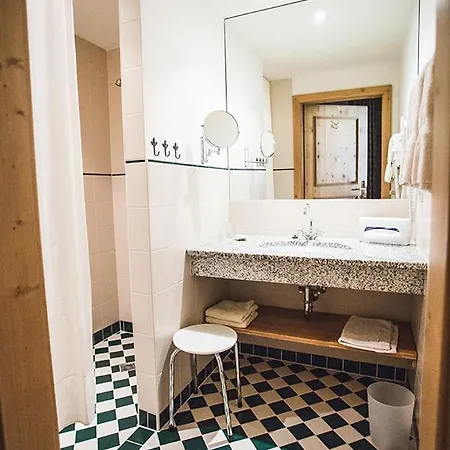 فندق Hotel-gasthof Weitgasser 3*